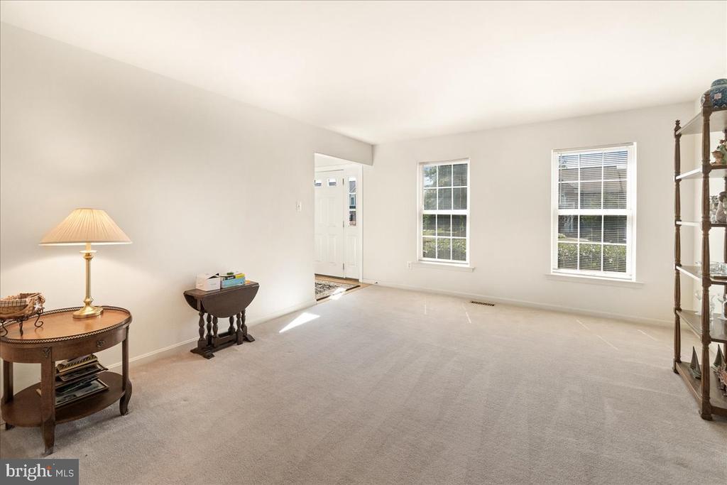 4404 ROB MAR DRIVE