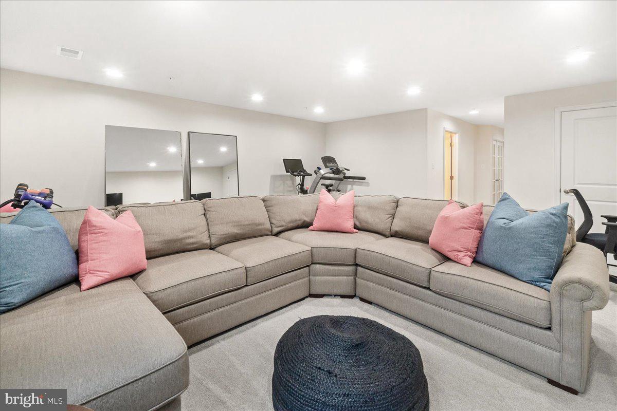 4571 TINDER BOX CIRCLE