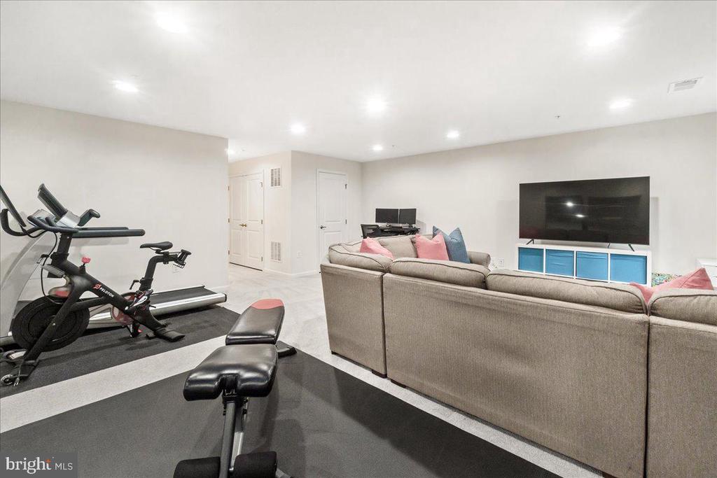 4571 TINDER BOX CIRCLE