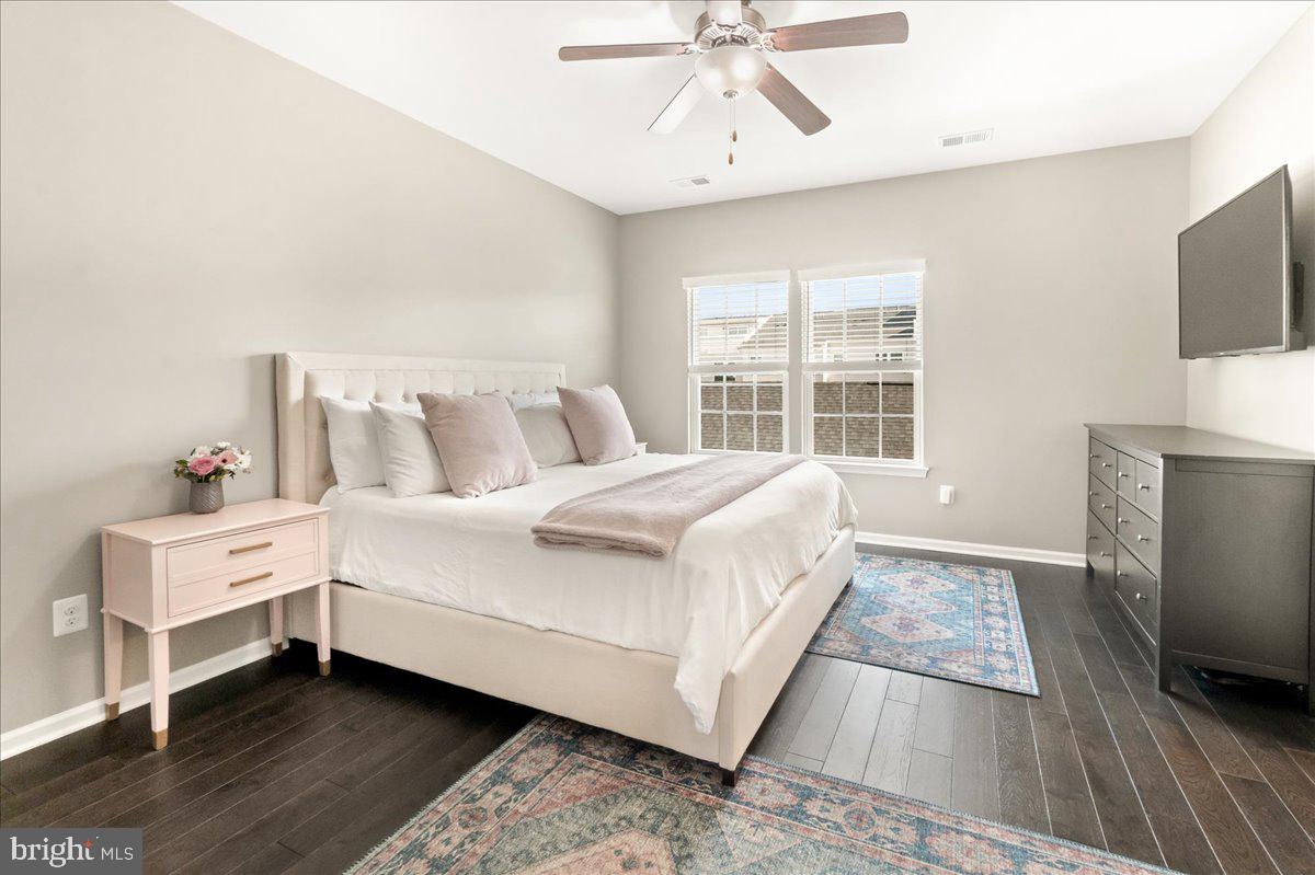 4571 TINDER BOX CIRCLE