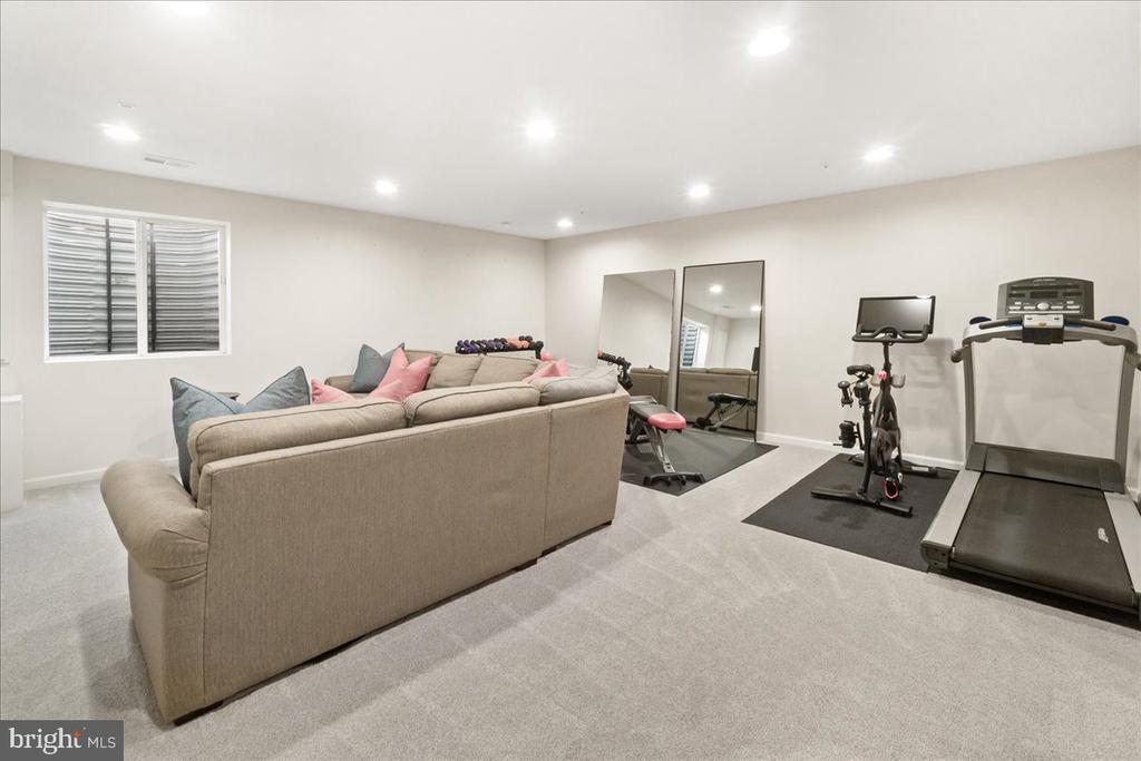 4571 TINDER BOX CIRCLE