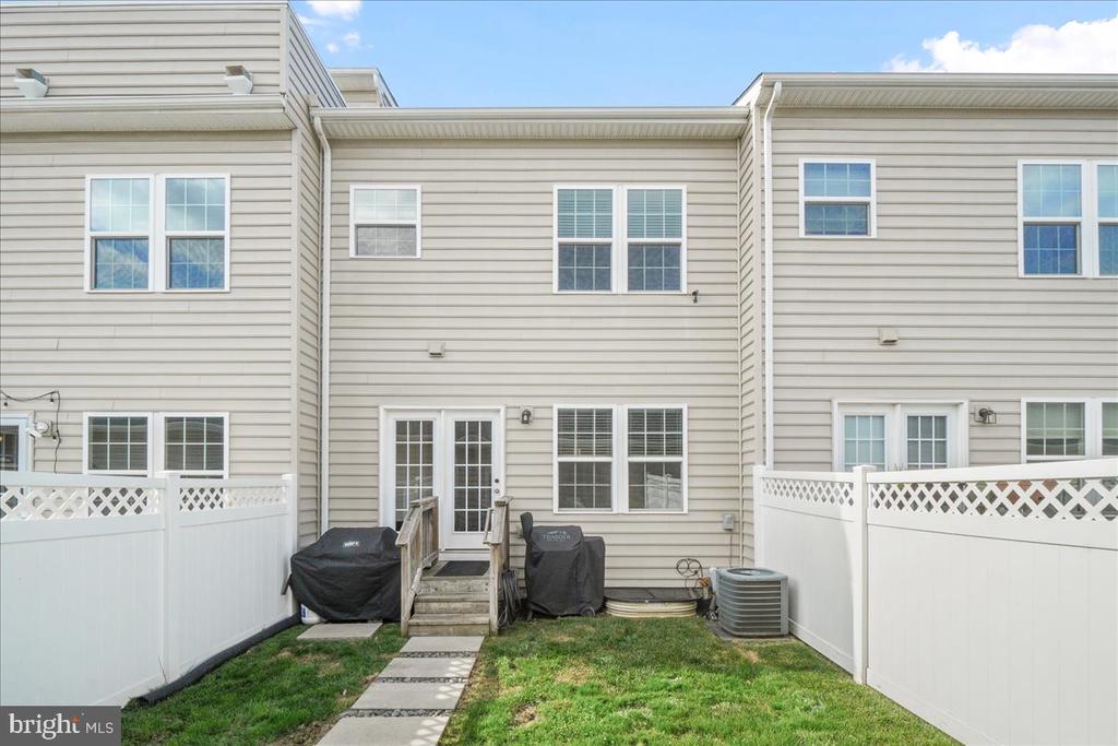 4571 TINDER BOX CIRCLE