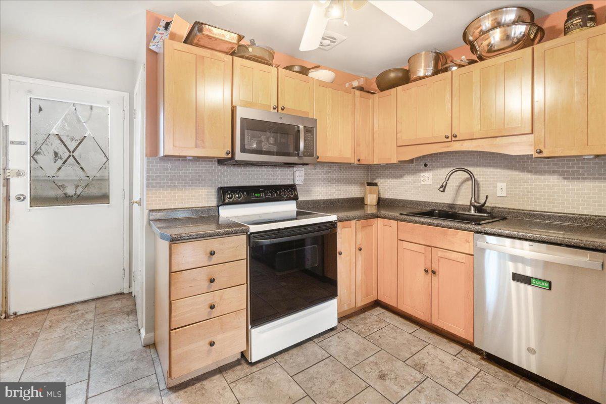 456 CARROLLTON DRIVE