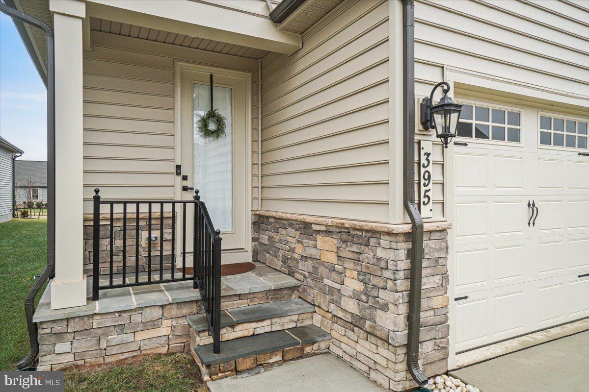 395 POTTING SHED WAY