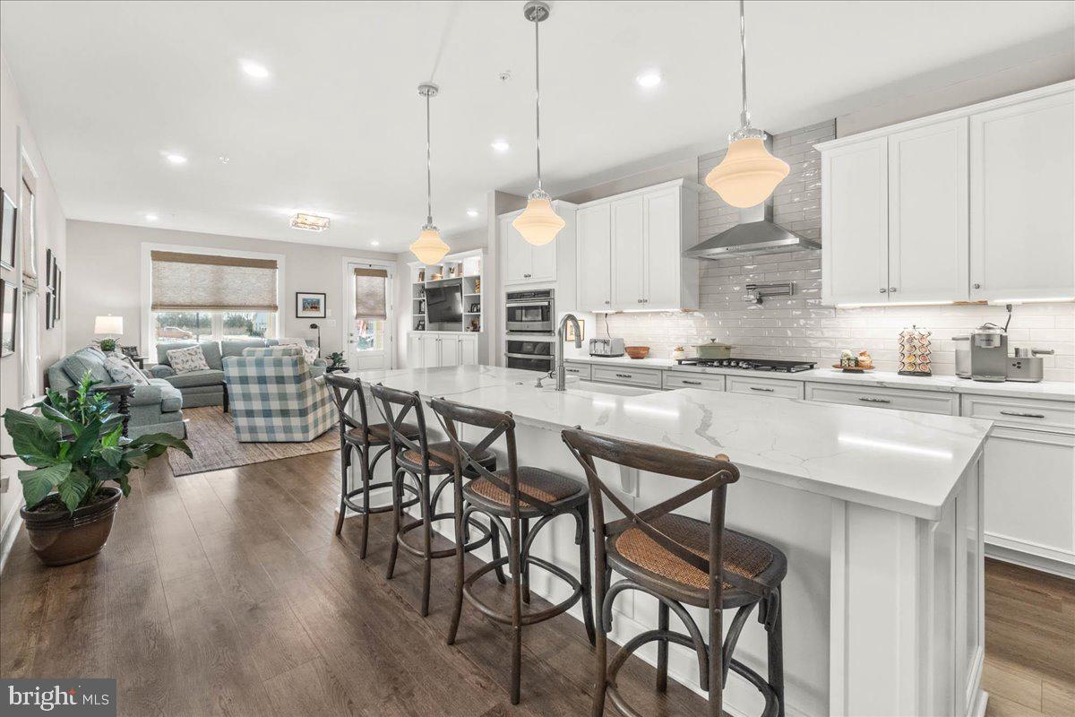 395 POTTING SHED WAY