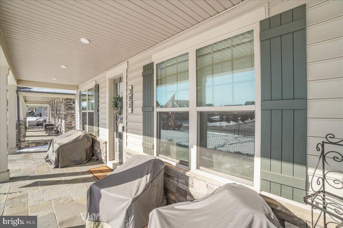 395 POTTING SHED WAY