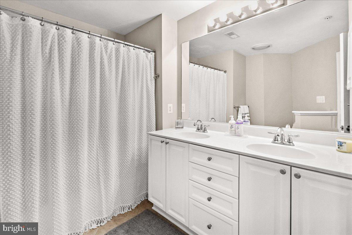 2506 SHELLEY CIRCLE 7-1D