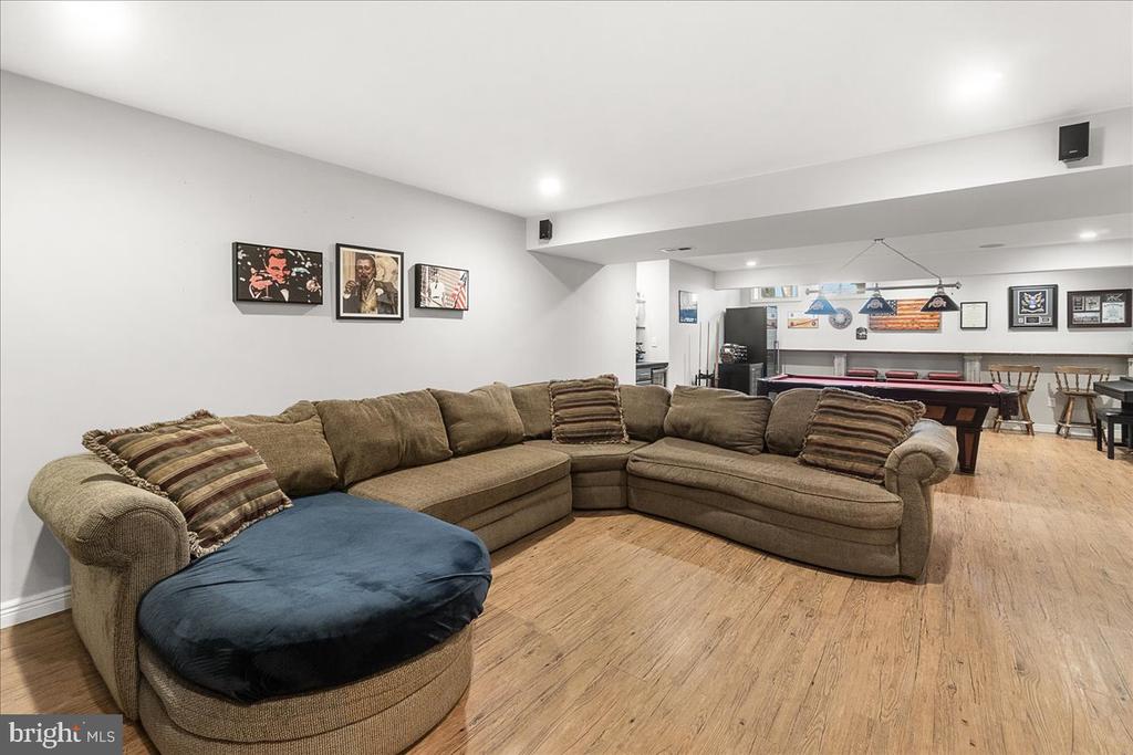 3073 LINDSEY COURT