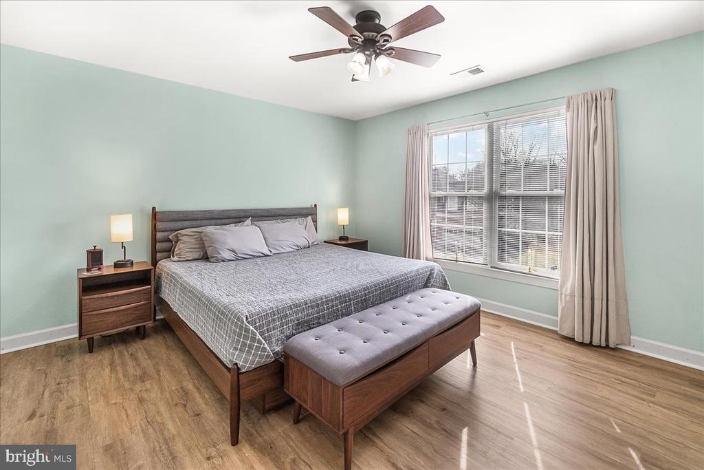3073 LINDSEY COURT