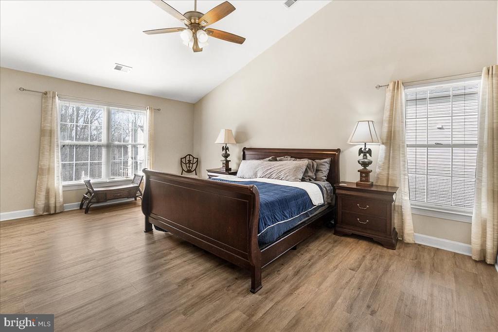 3073 LINDSEY COURT
