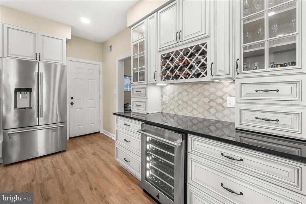 3073 LINDSEY COURT
