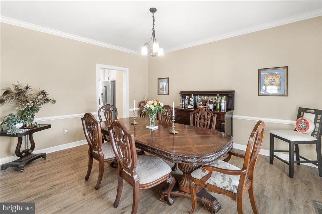 3073 LINDSEY COURT