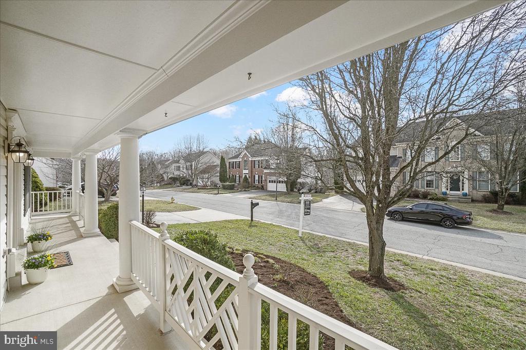 3073 LINDSEY COURT