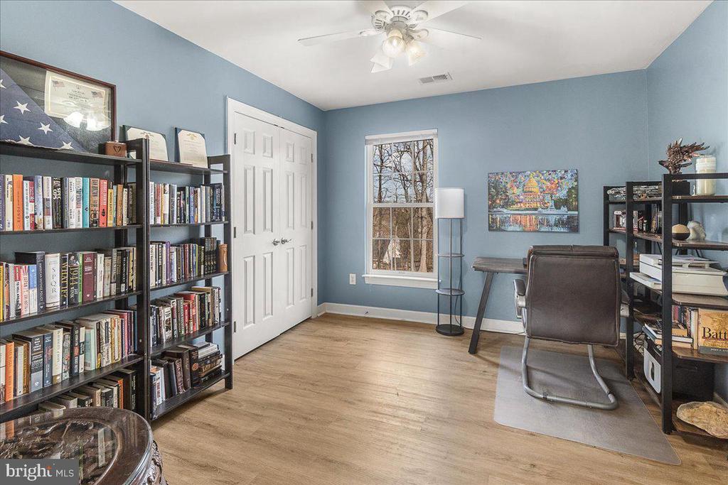 3073 LINDSEY COURT