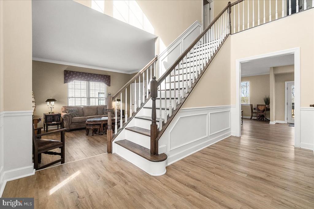 3073 LINDSEY COURT
