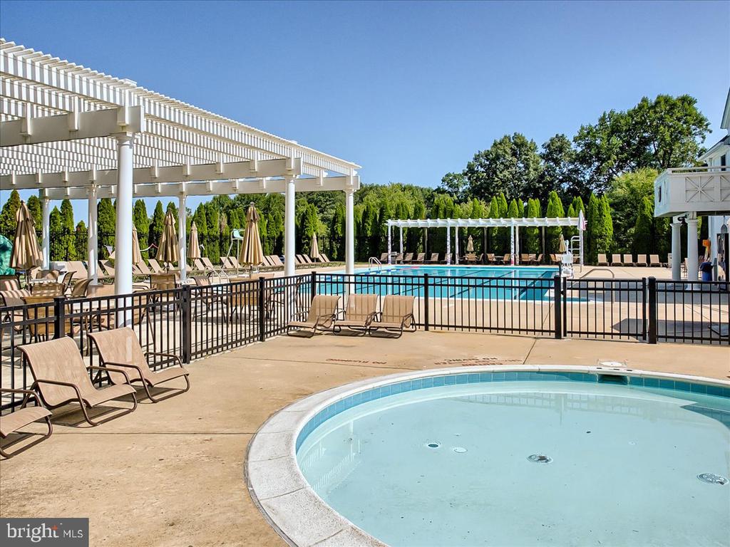 3073 LINDSEY COURT
