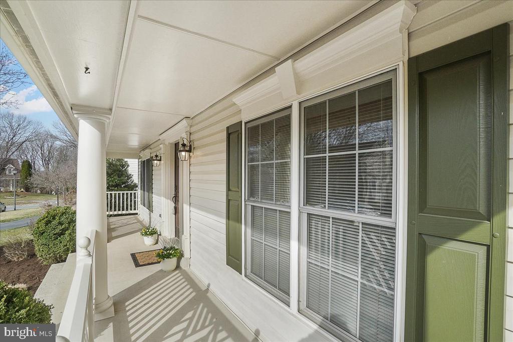3073 LINDSEY COURT