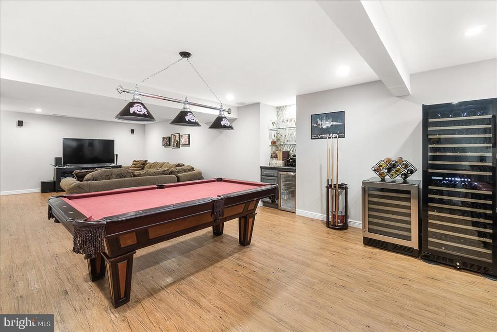 3073 LINDSEY COURT