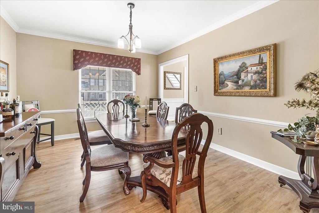 3073 LINDSEY COURT