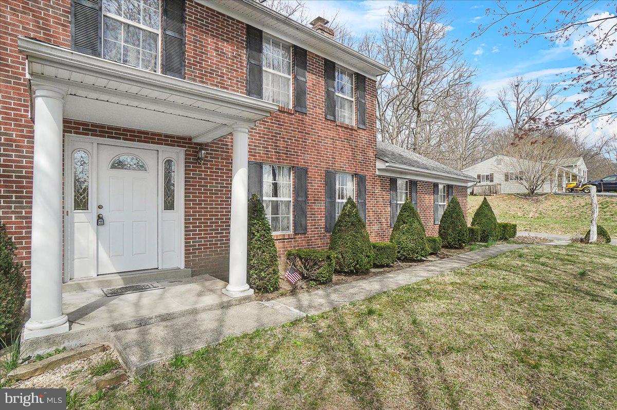 3908 SHAKESPEARE WAY