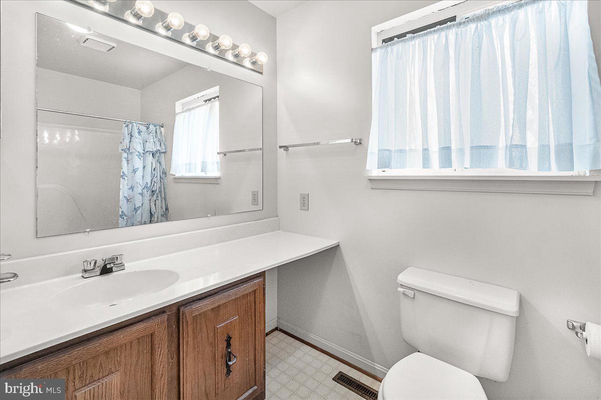 3908 SHAKESPEARE WAY