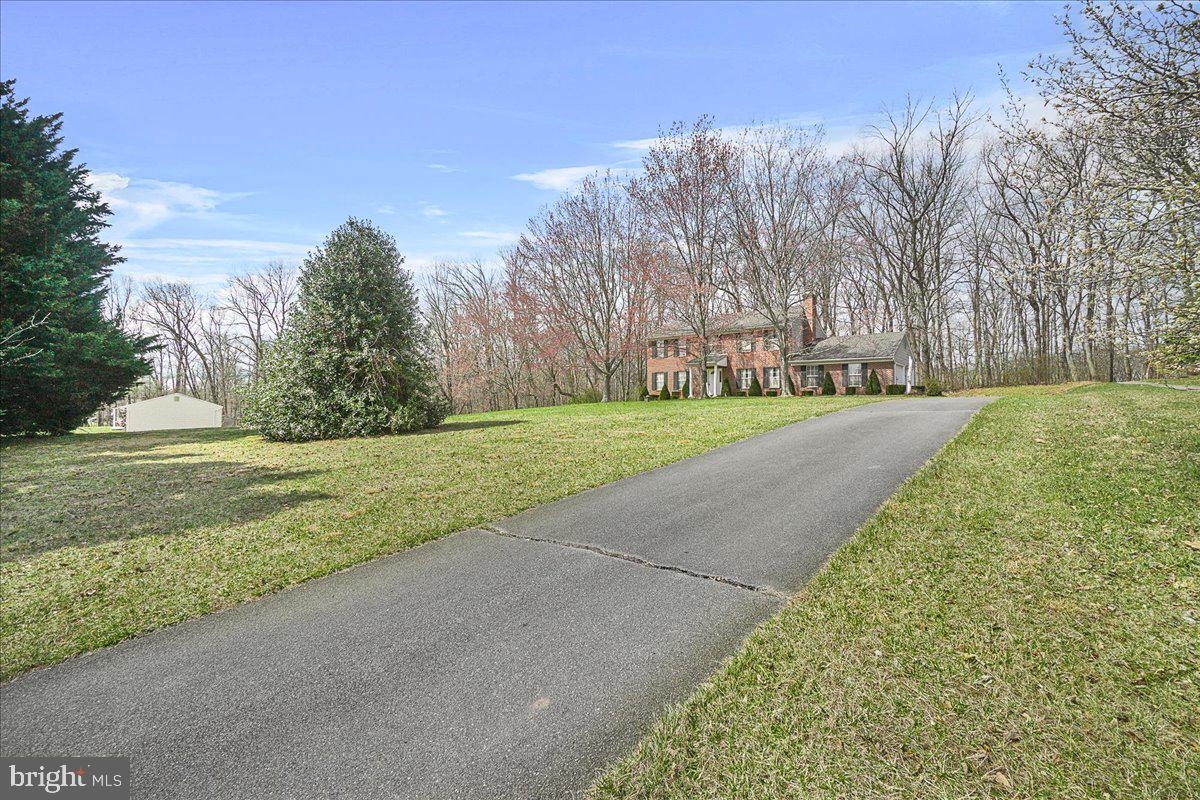 3908 SHAKESPEARE WAY