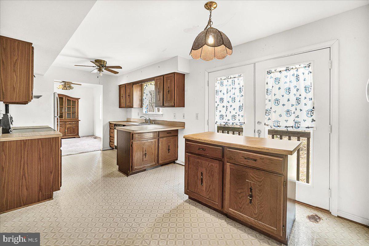 3908 SHAKESPEARE WAY