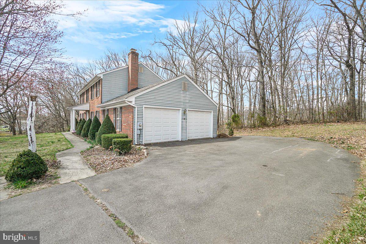 3908 SHAKESPEARE WAY