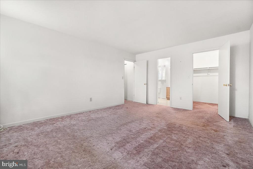 3908 SHAKESPEARE WAY