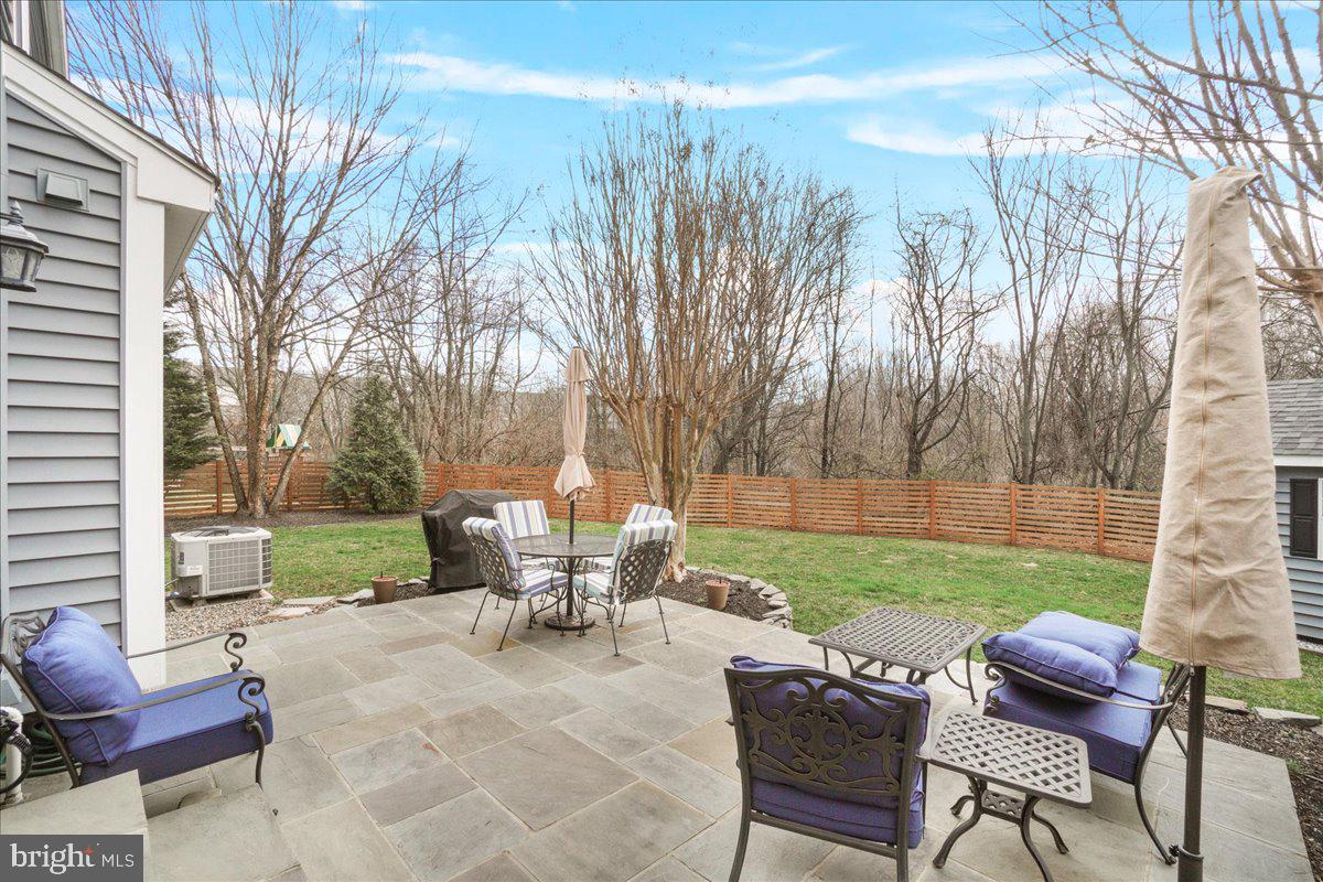 6241 DARLINGTON COURT