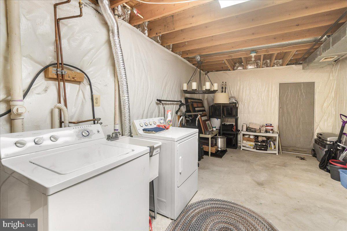 6241 DARLINGTON COURT