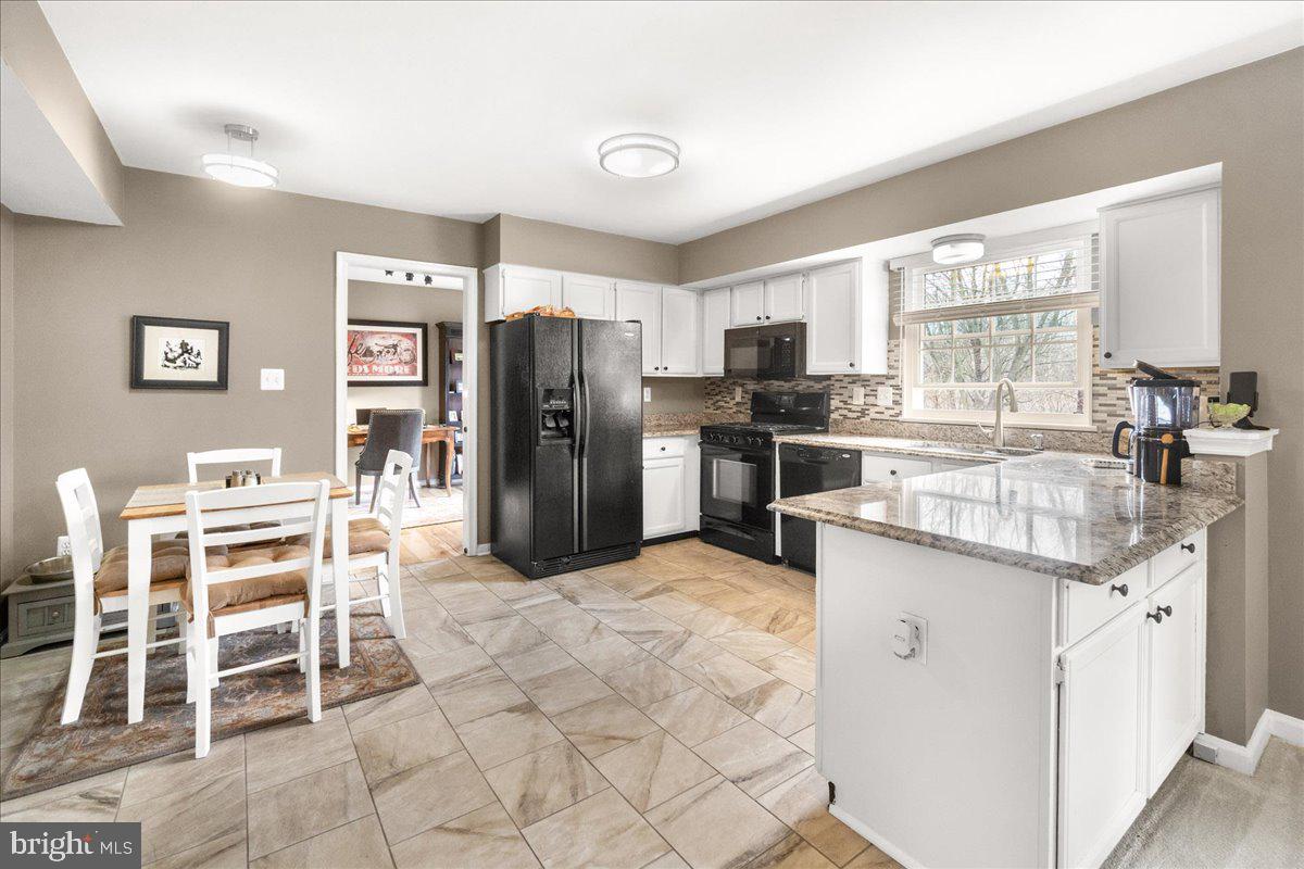 6241 DARLINGTON COURT