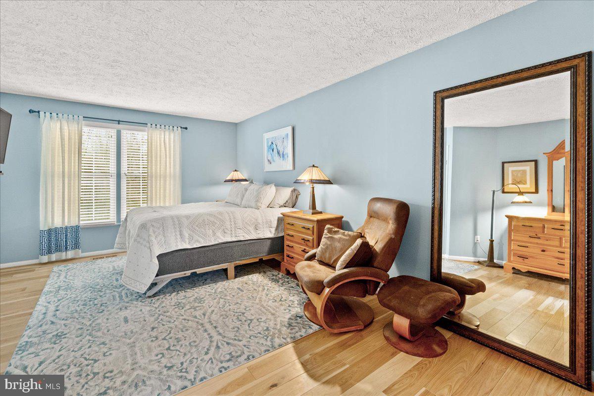 6241 DARLINGTON COURT