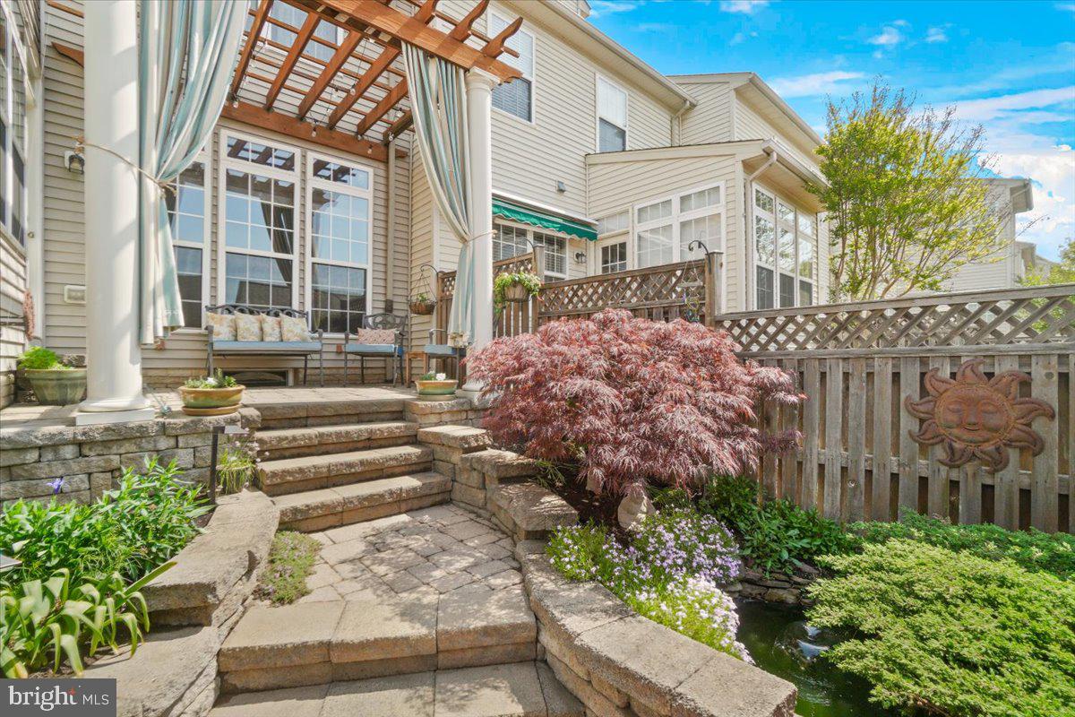 2617 ISLAND GROVE BOULEVARD