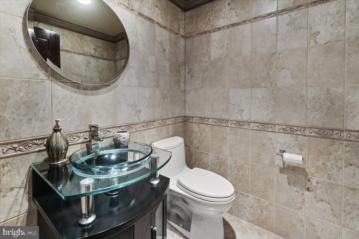 2617 ISLAND GROVE BOULEVARD