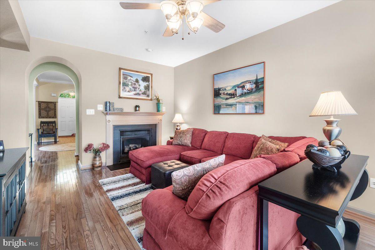 2617 ISLAND GROVE BOULEVARD