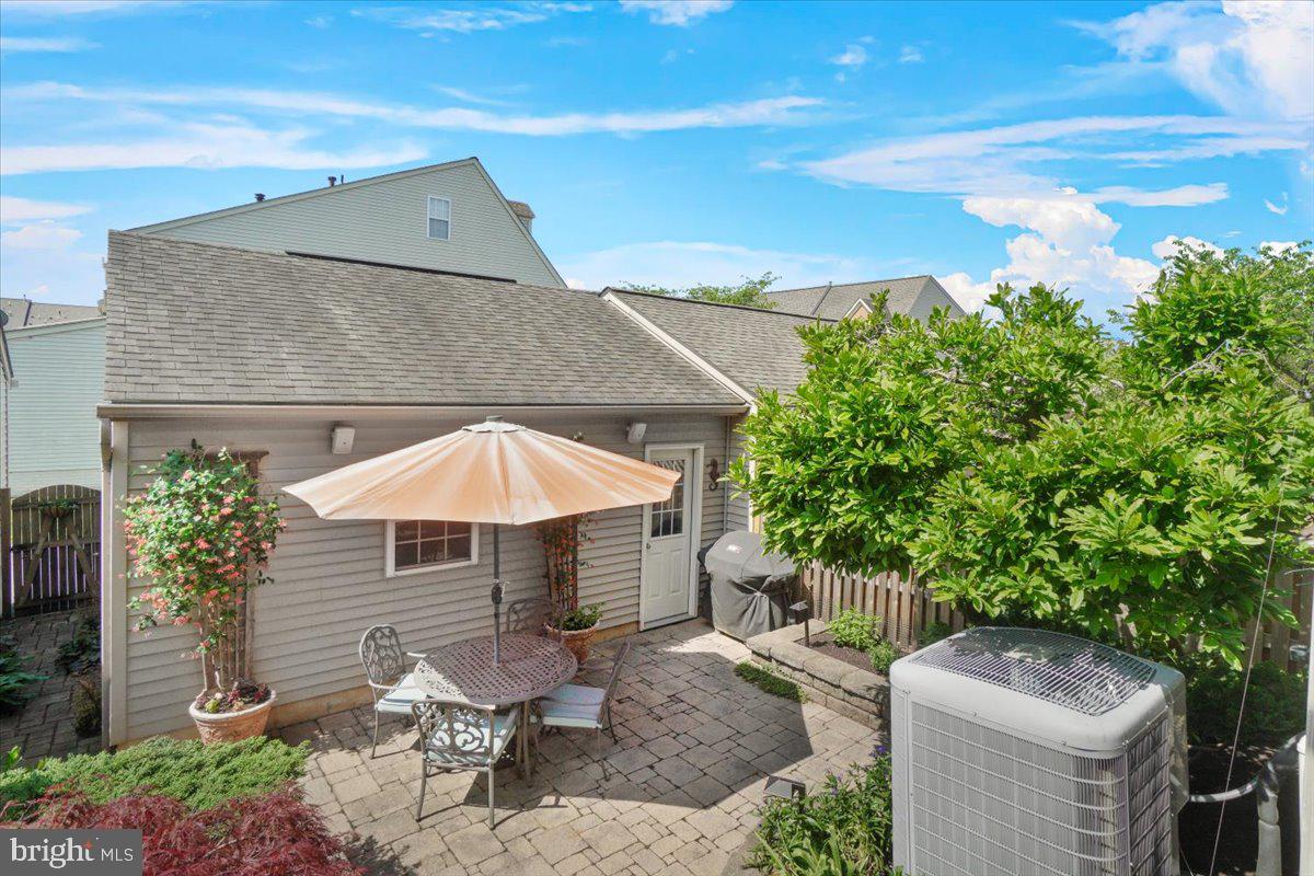 2617 ISLAND GROVE BOULEVARD