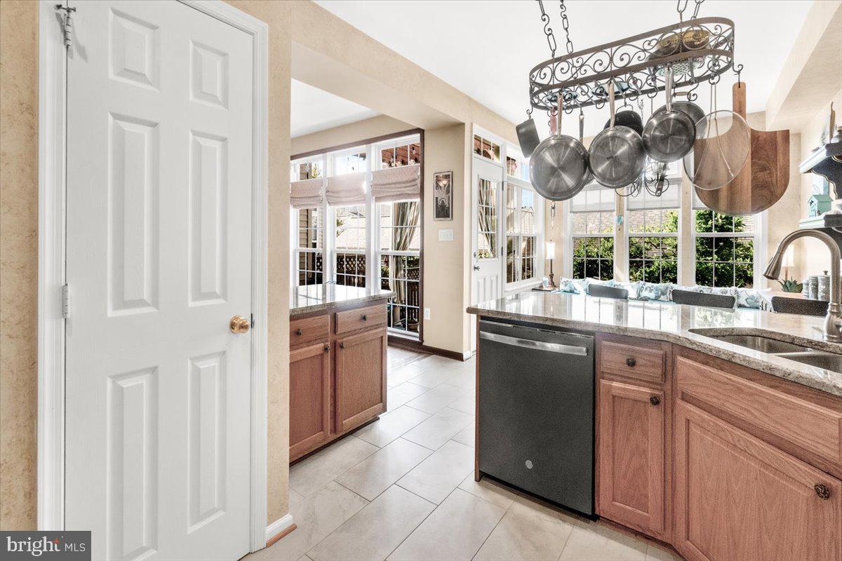 2617 ISLAND GROVE BOULEVARD