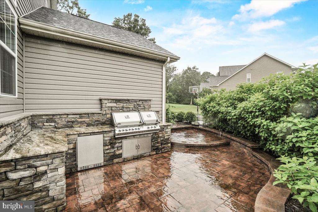 3525 FRANKS TERRACE
