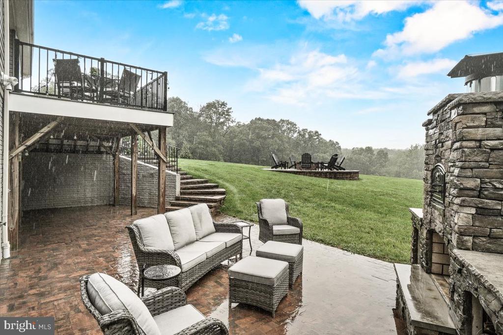 3525 FRANKS TERRACE