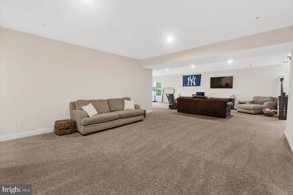 3525 FRANKS TERRACE