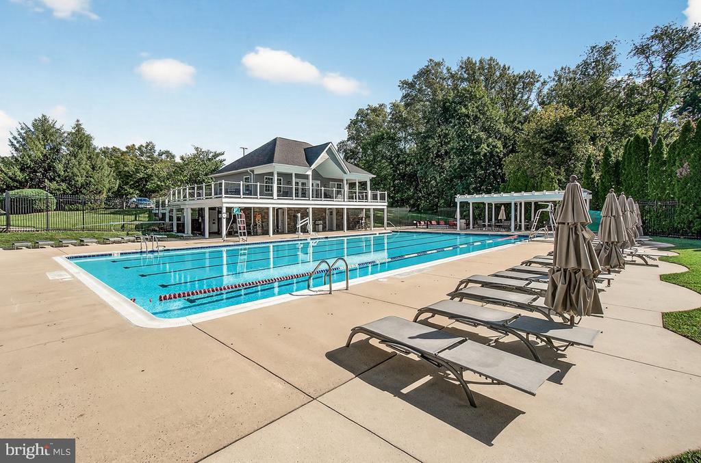 11117 INNSBROOK WAY