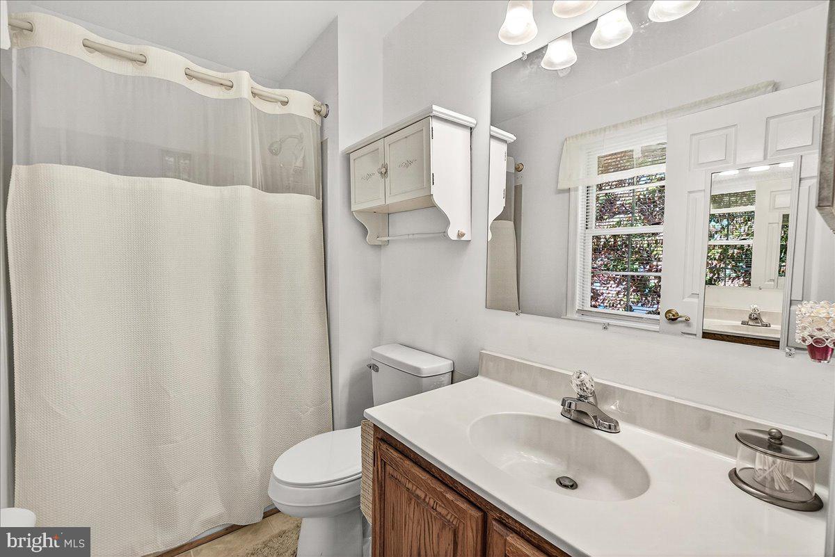 2703 MEADOWRIDGE COURT