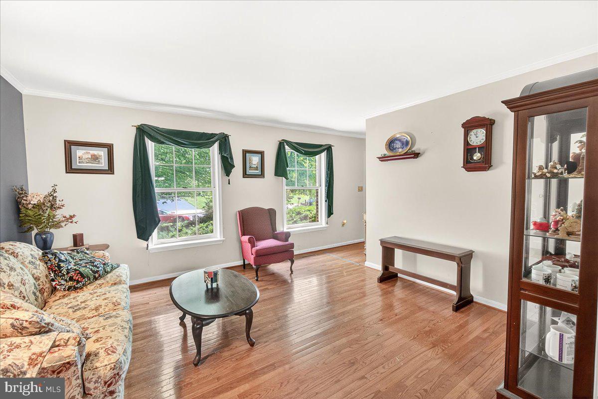 2703 MEADOWRIDGE COURT