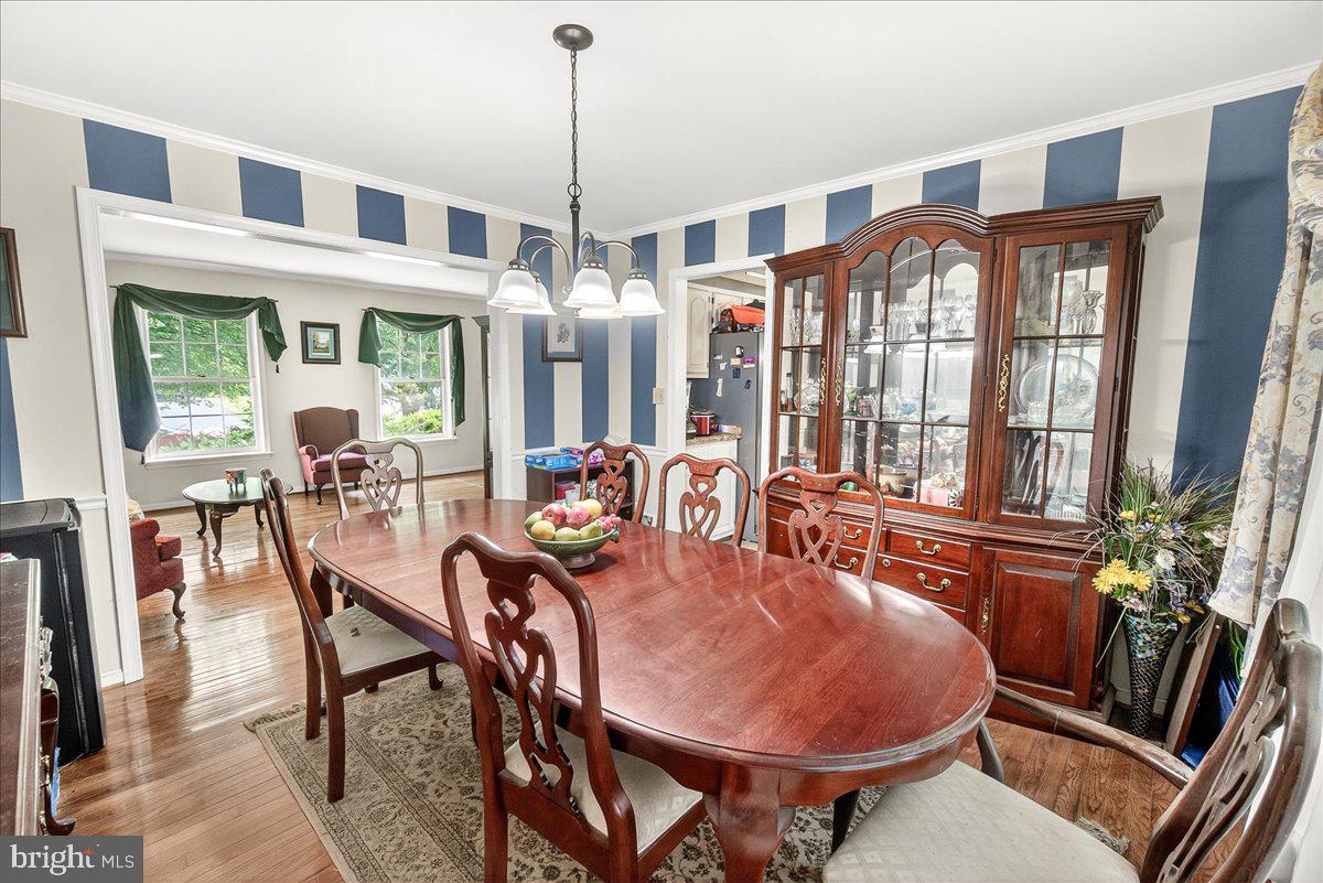 2703 MEADOWRIDGE COURT