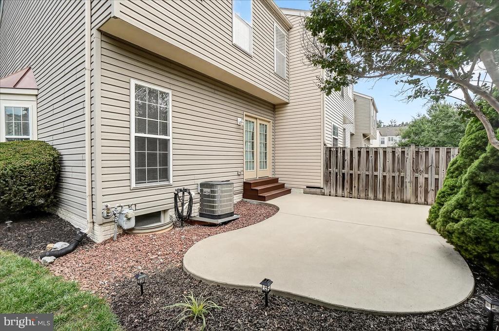 2000 SUMNER DRIVE