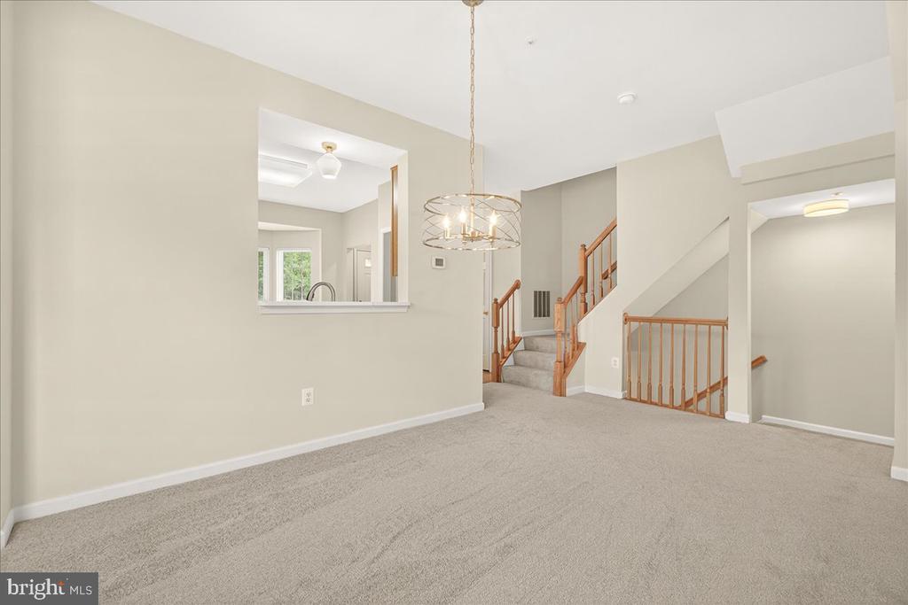 2000 SUMNER DRIVE