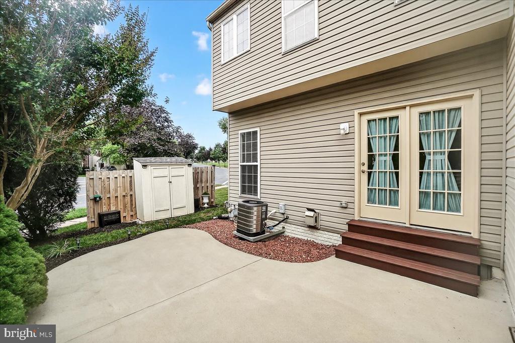 2000 SUMNER DRIVE