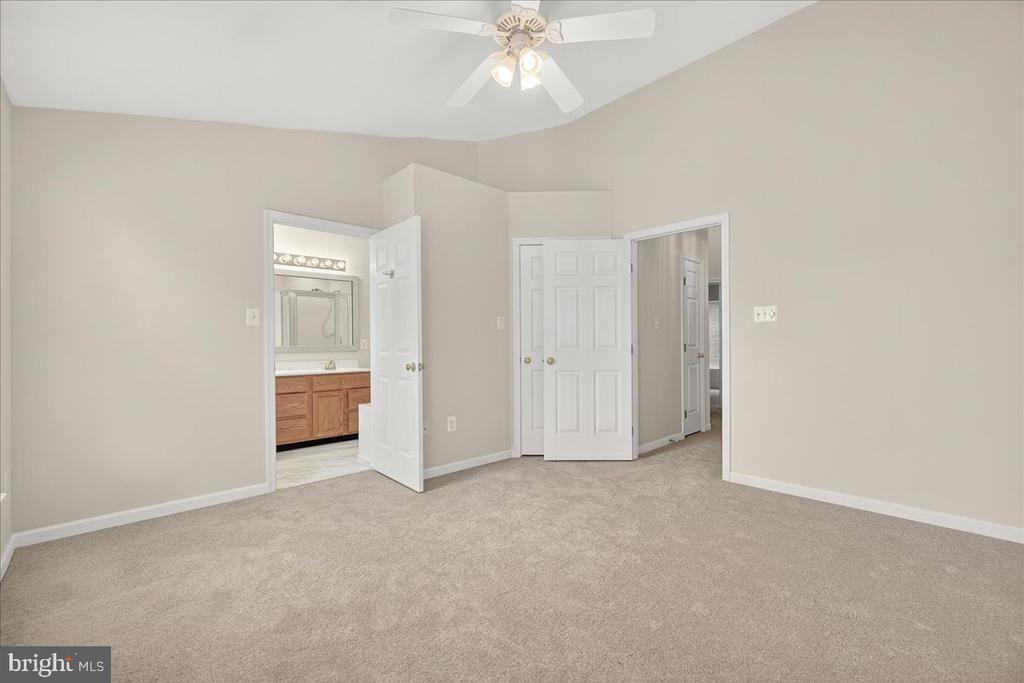 2000 SUMNER DRIVE