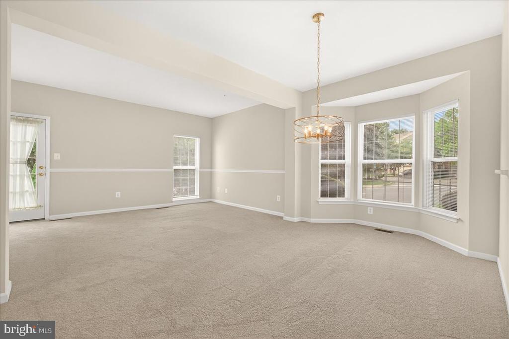 2000 SUMNER DRIVE